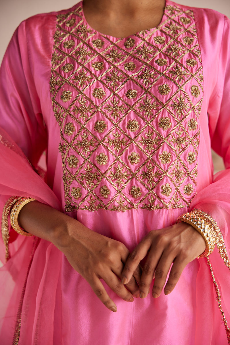 Gul Modal Chikankari kurti in Pink